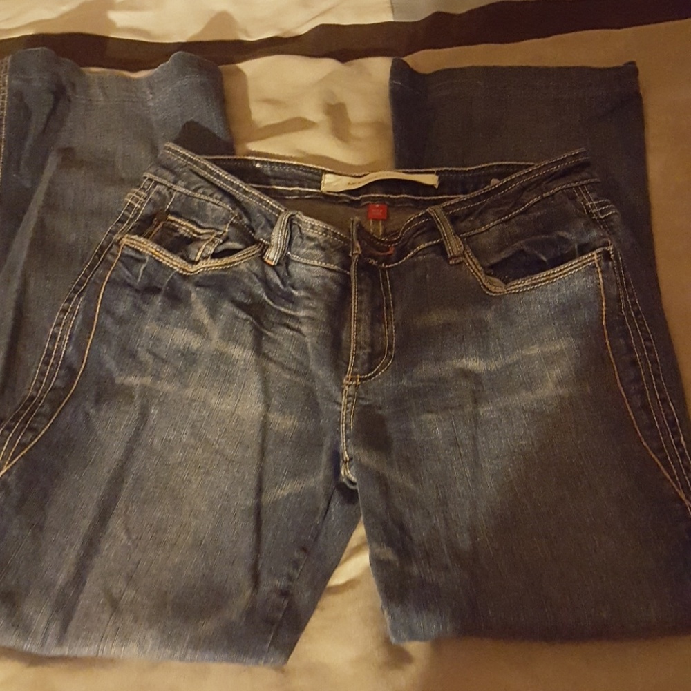 Jeans - Picture 3 of 3